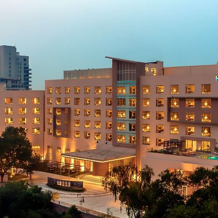 Hyatt Place Gurgaon Udyog Vihar Bagian luar foto The Park, New Delhi