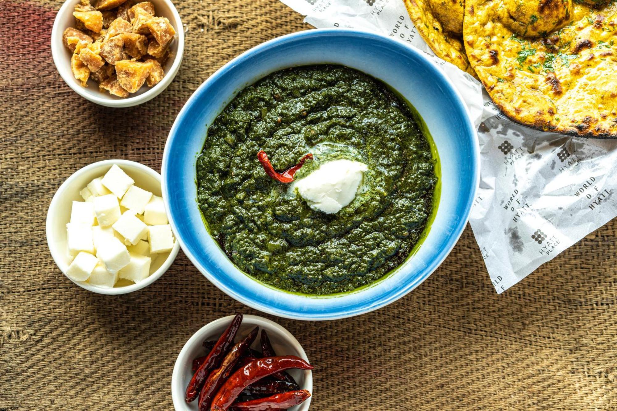 Hyatt Place Gurgaon Udyog Vihar Bagian luar foto Palak paneer