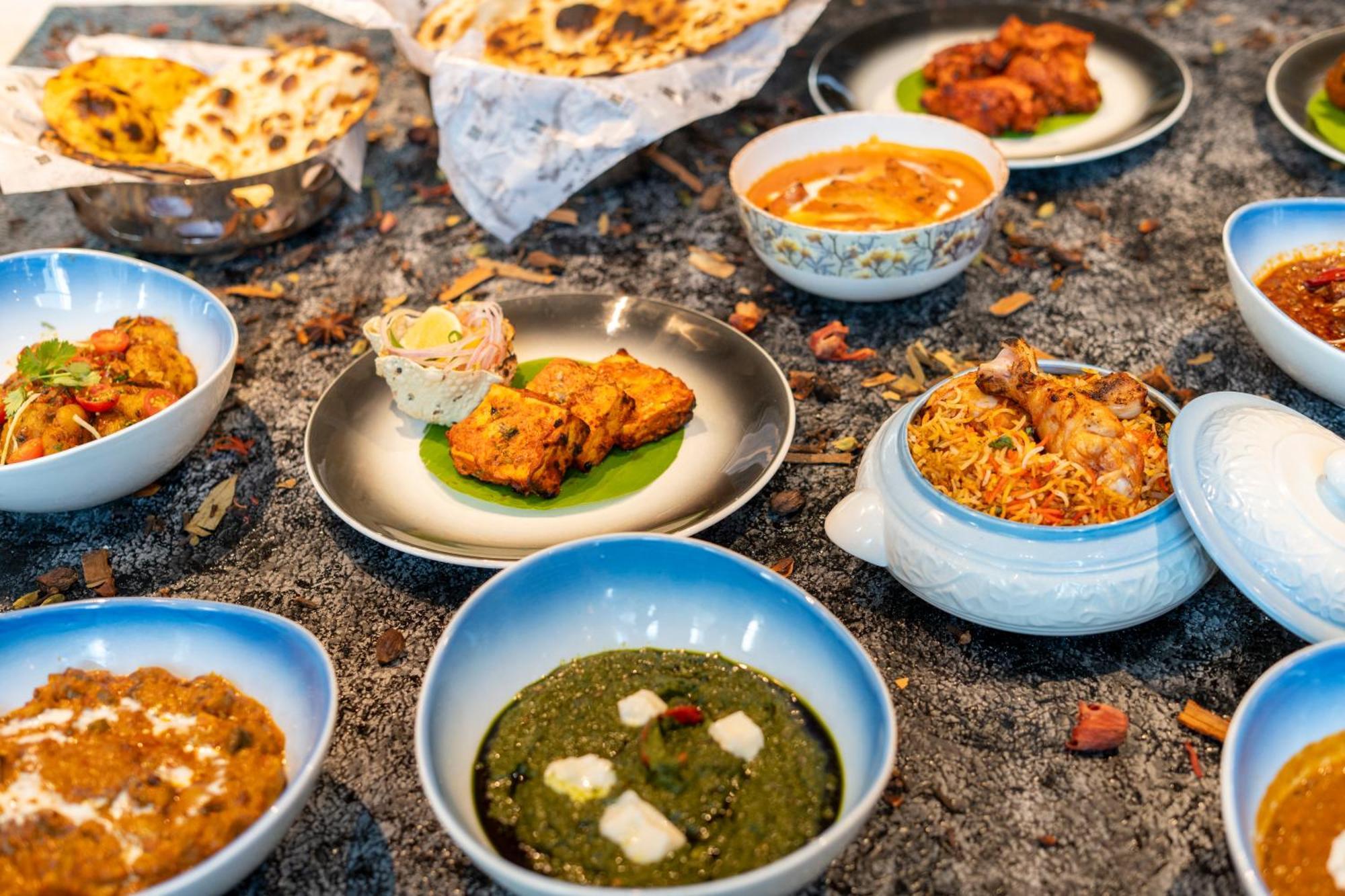 Hyatt Place Gurgaon Udyog Vihar Bagian luar foto Indian cuisine
