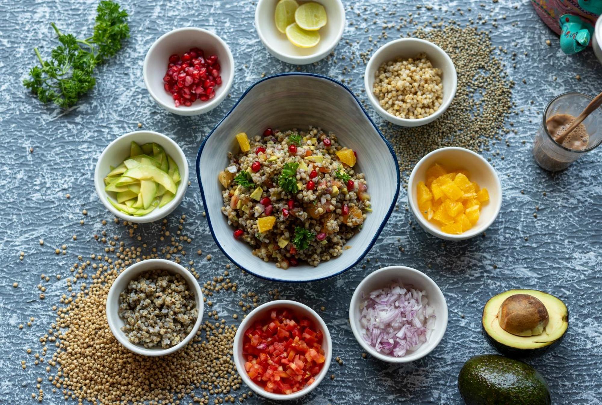 Hyatt Place Gurgaon Udyog Vihar Bagian luar foto Quinoa salad